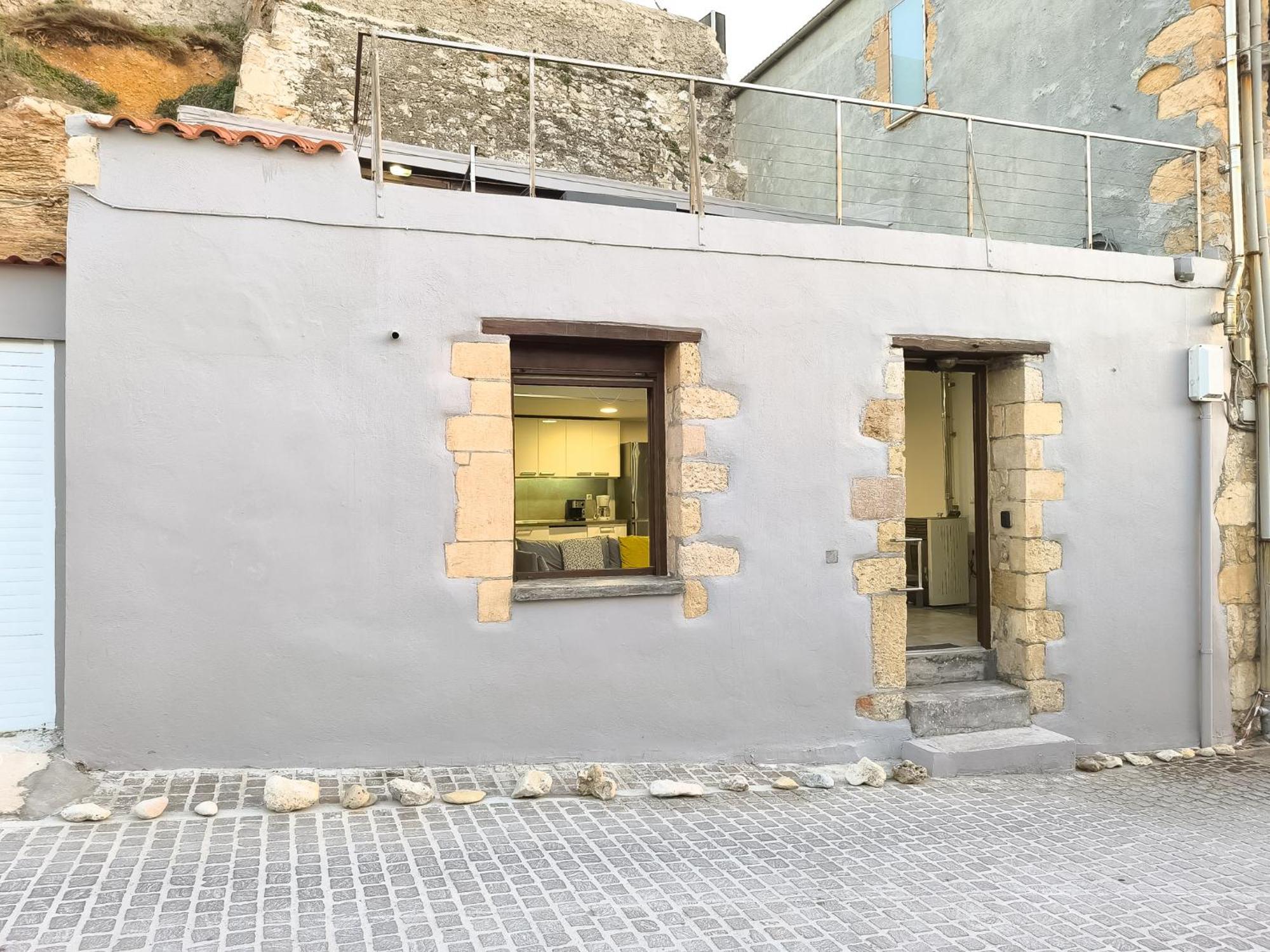 Charming Old Tannery House With Spacious Veranda And Stunning Sea View! La Canea Exterior foto