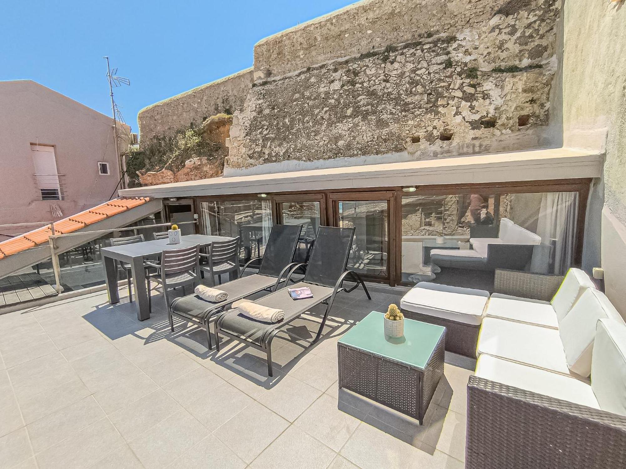 Charming Old Tannery House With Spacious Veranda And Stunning Sea View! La Canea Exterior foto